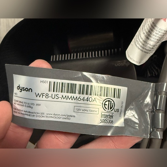 Dyson Airwrap Complete Hair Tool Set in Pink & Copper Colorway - Picture 8 of 16